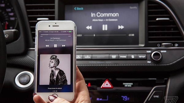 listen to the Spotify music in your car